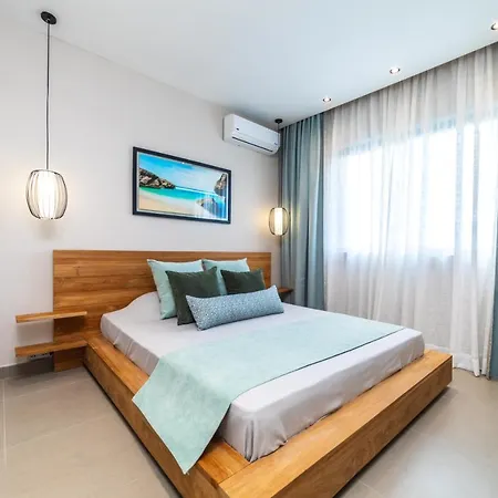 One Bay Residence - Apartment 12 - Apartment In Pereybere Pereybere Beach Exteriér fotografie